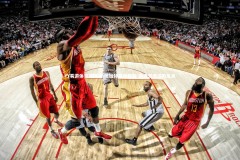 YY易游体育官网-斯图加特客场折戟 保级泥潭深陷危局